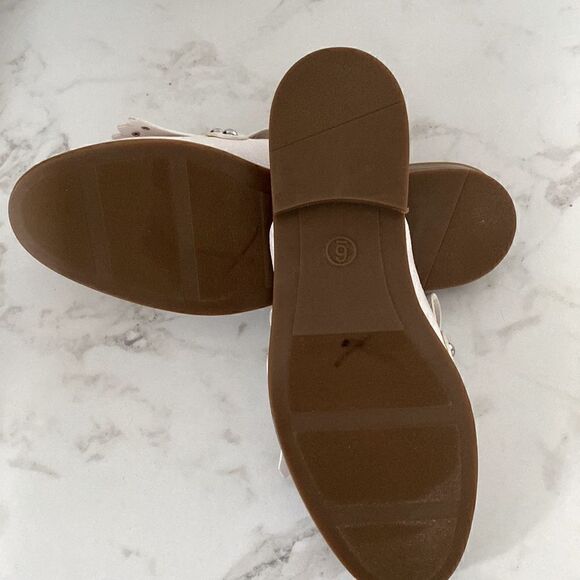 A new day white loafers - Picture 3 of 4